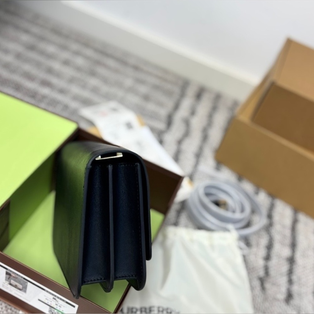 Burberry bag